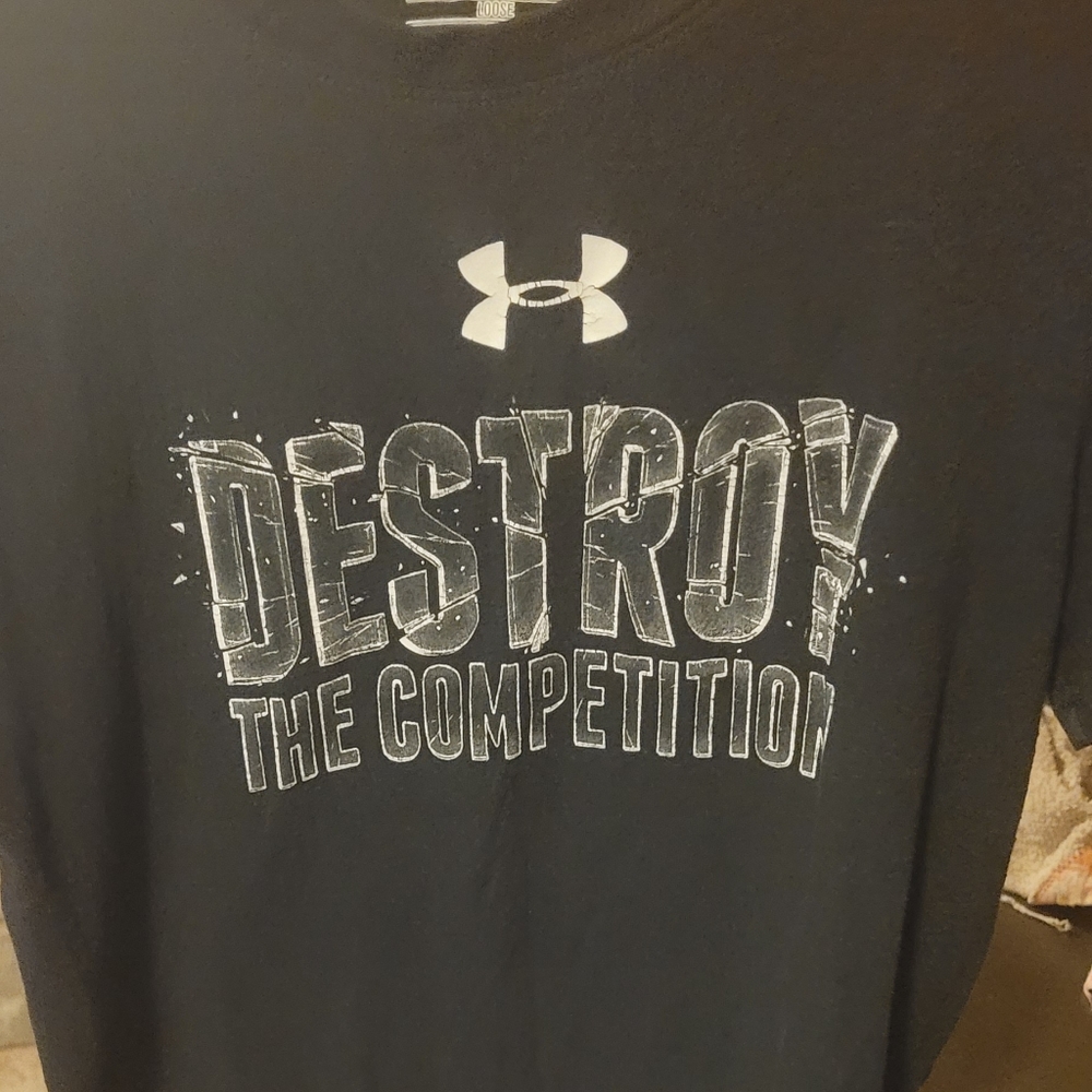 Boys size medium Under Armour shirt